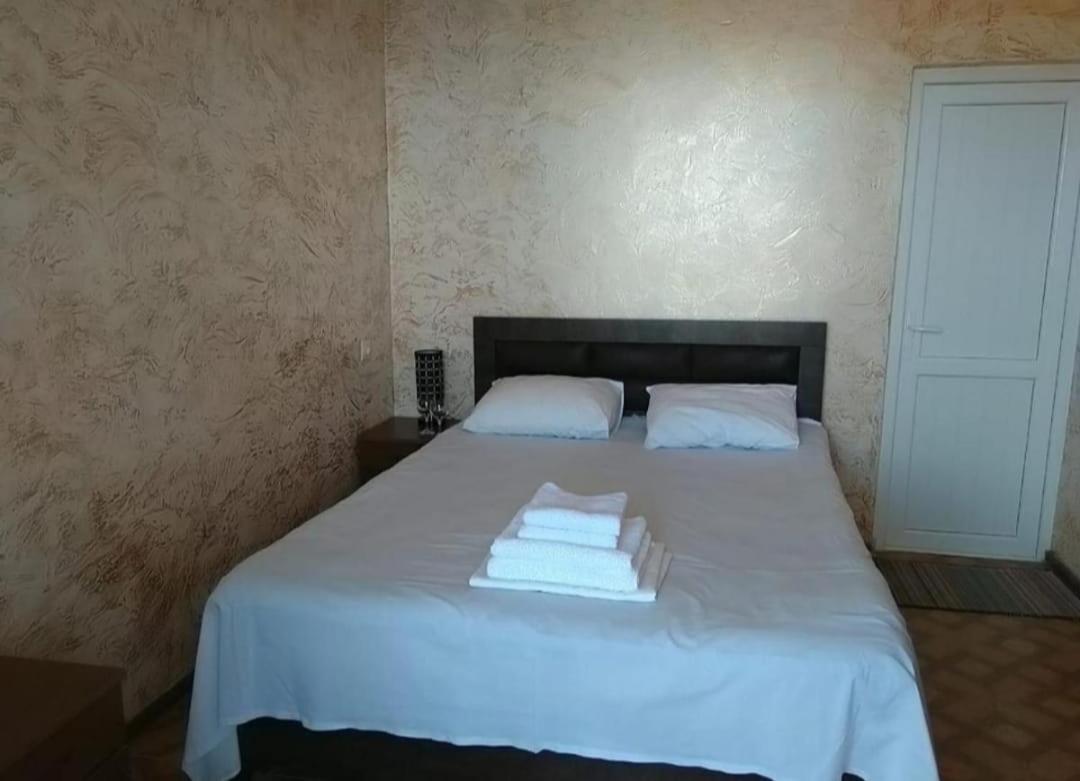 Geno Guest House Kvariati Quarto foto