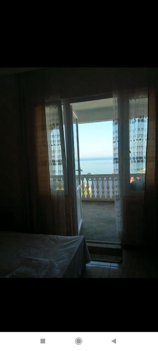 Geno Guest House Kvariati Quarto foto