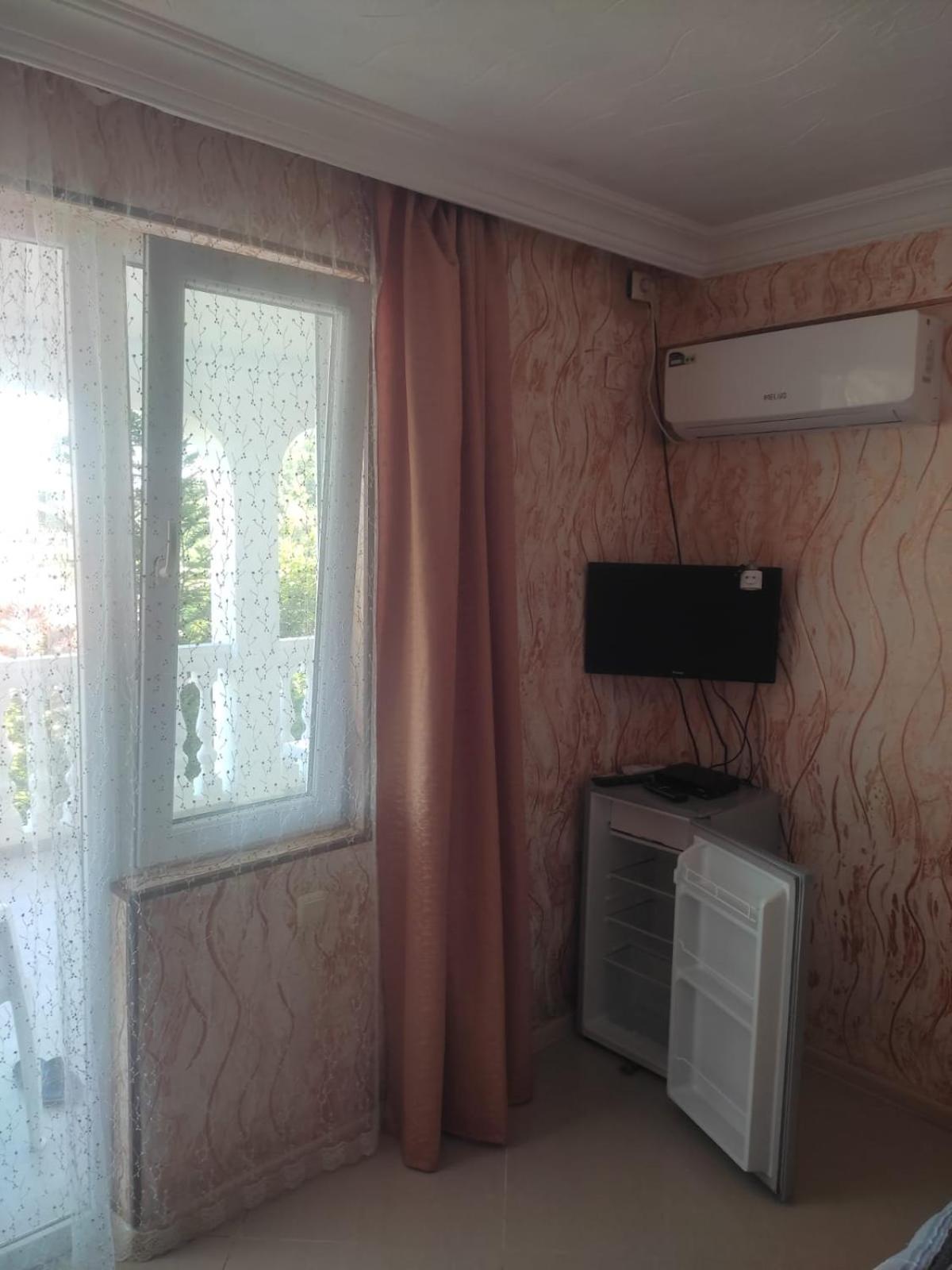 Geno Guest House Kvariati Quarto foto